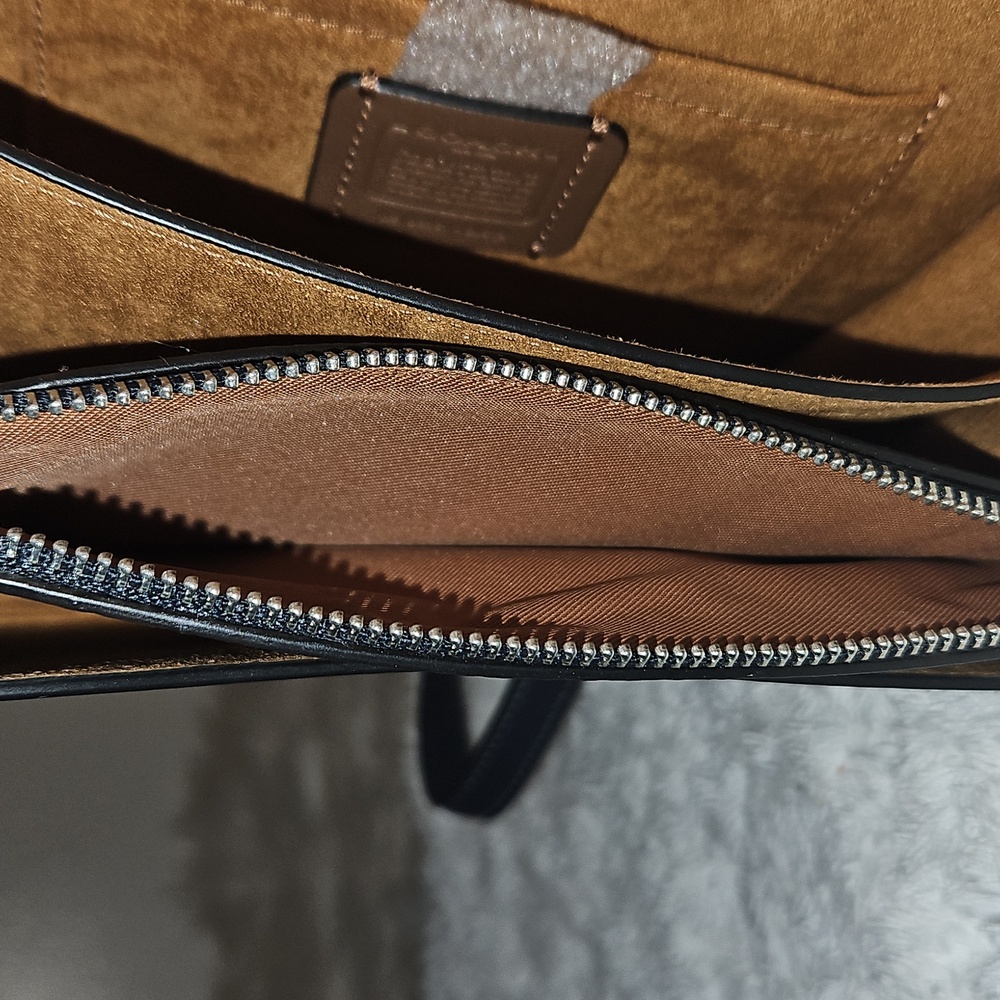 NWT Coach Mini Klare Crossbody. Houndstooth Print - Picture 12 of 14